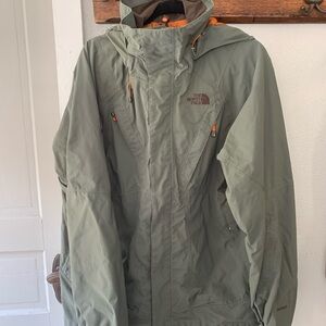 Men’s North Face Winter Hyvent Avalanche Outer Jacket, Large